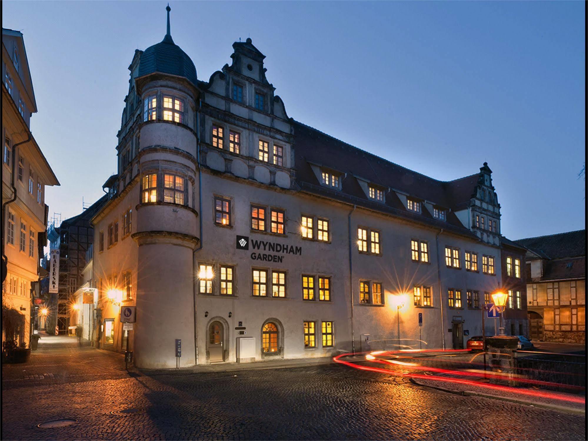 Wyndham Garden Quedlinburg Stadtschloss Hotel Exterior photo